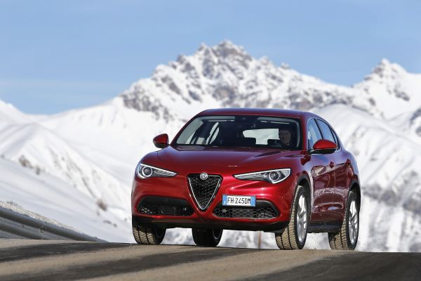 Четирилистна детелина: тестваме Alfa Romeo Stelvio (ВИДЕО)